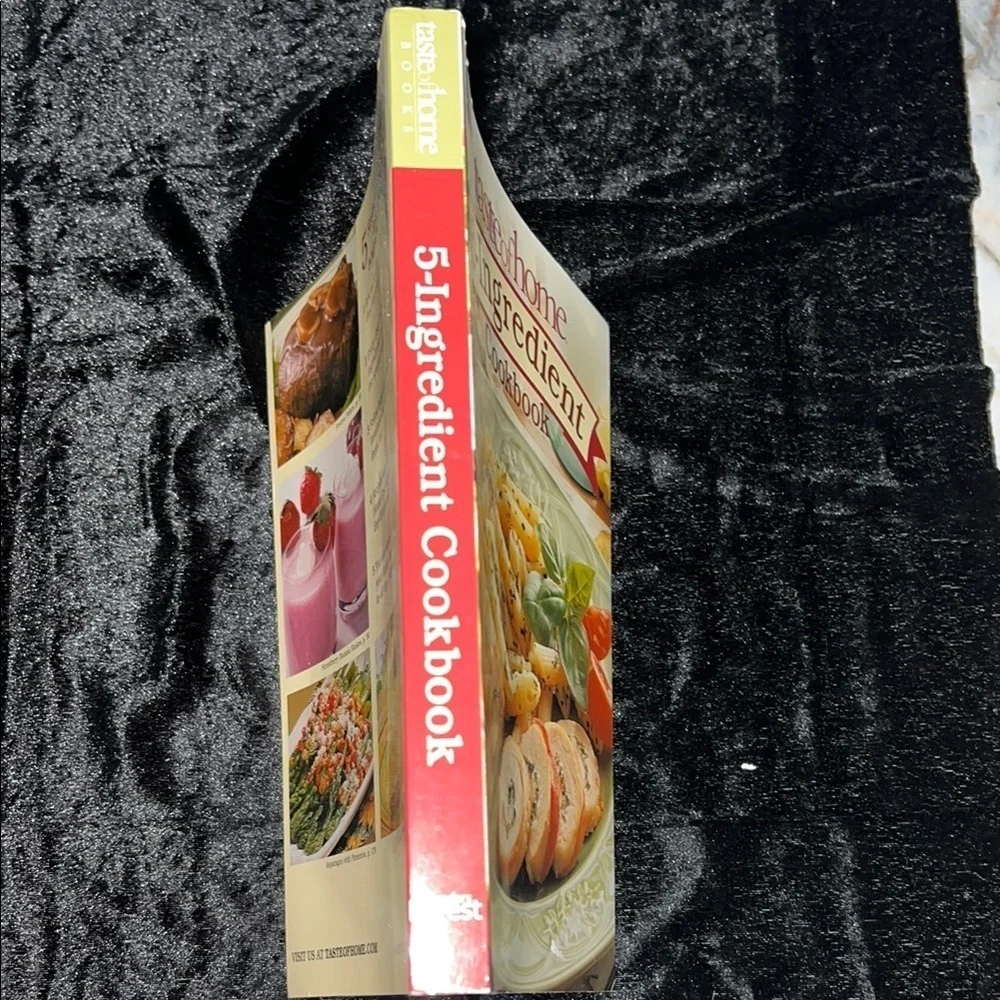 Taste Of Home 5 ingredient Kitchen Cookbook Collection